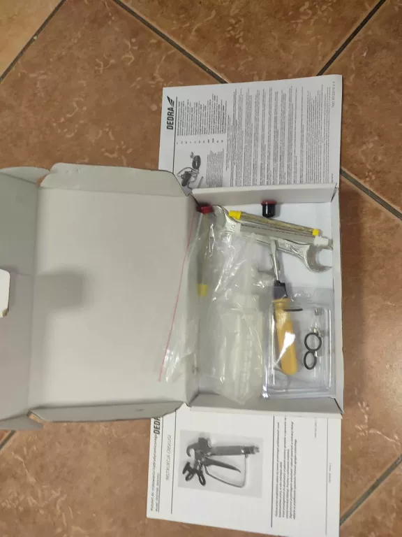 agregat-malarski-dedra-ded7423-1000-w-komplet-dlugosc-weza-1500