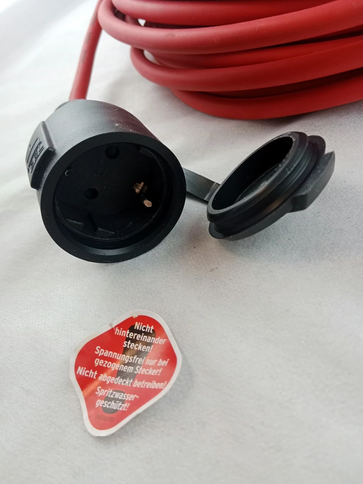 przedluzacz-powerfix-do-zastosowan-zewnetrznych-25m-ip44-3680w-kolor-czerwony