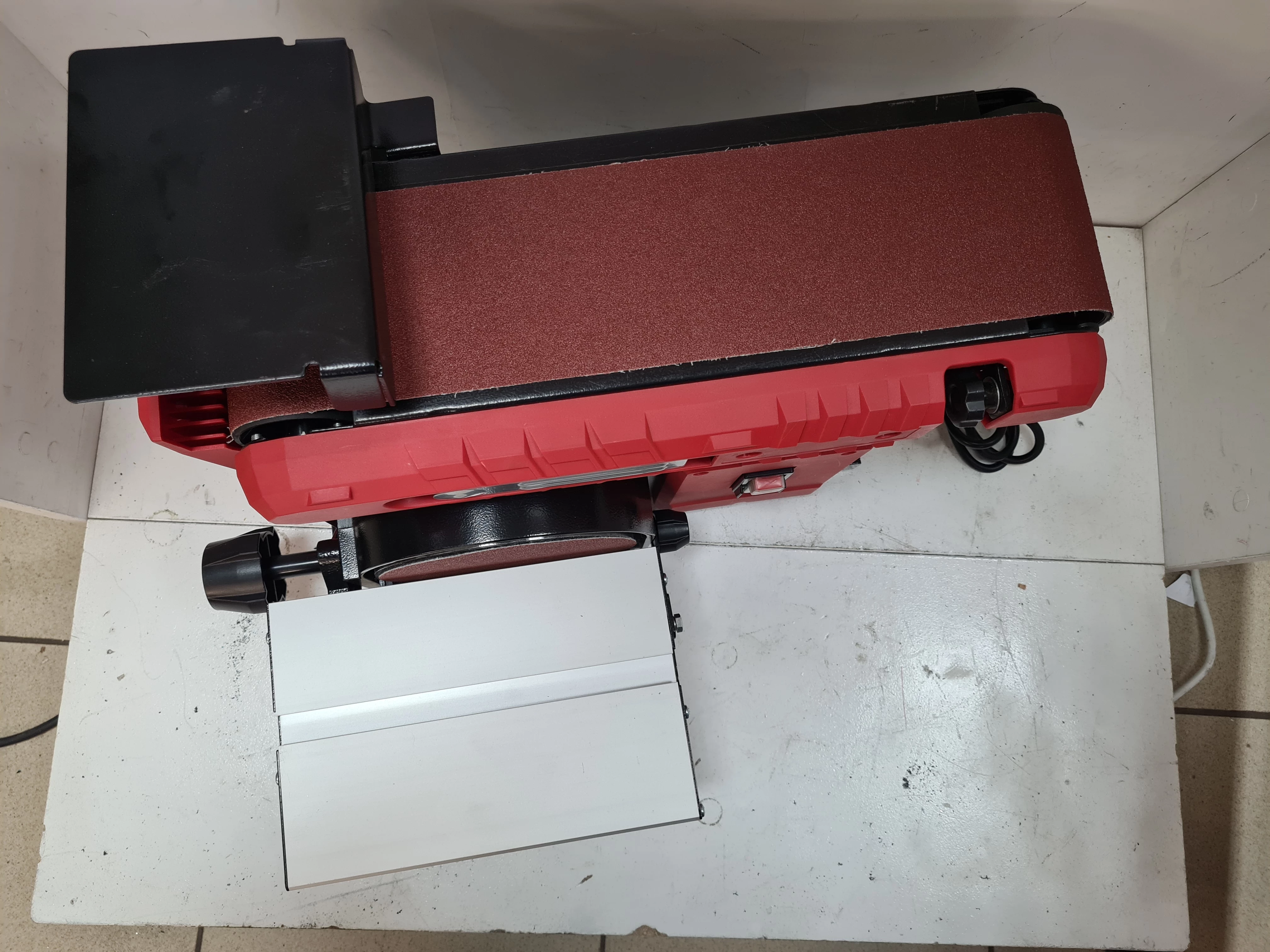 szlifierka-stolowa-tasmowa-stan-uzywany