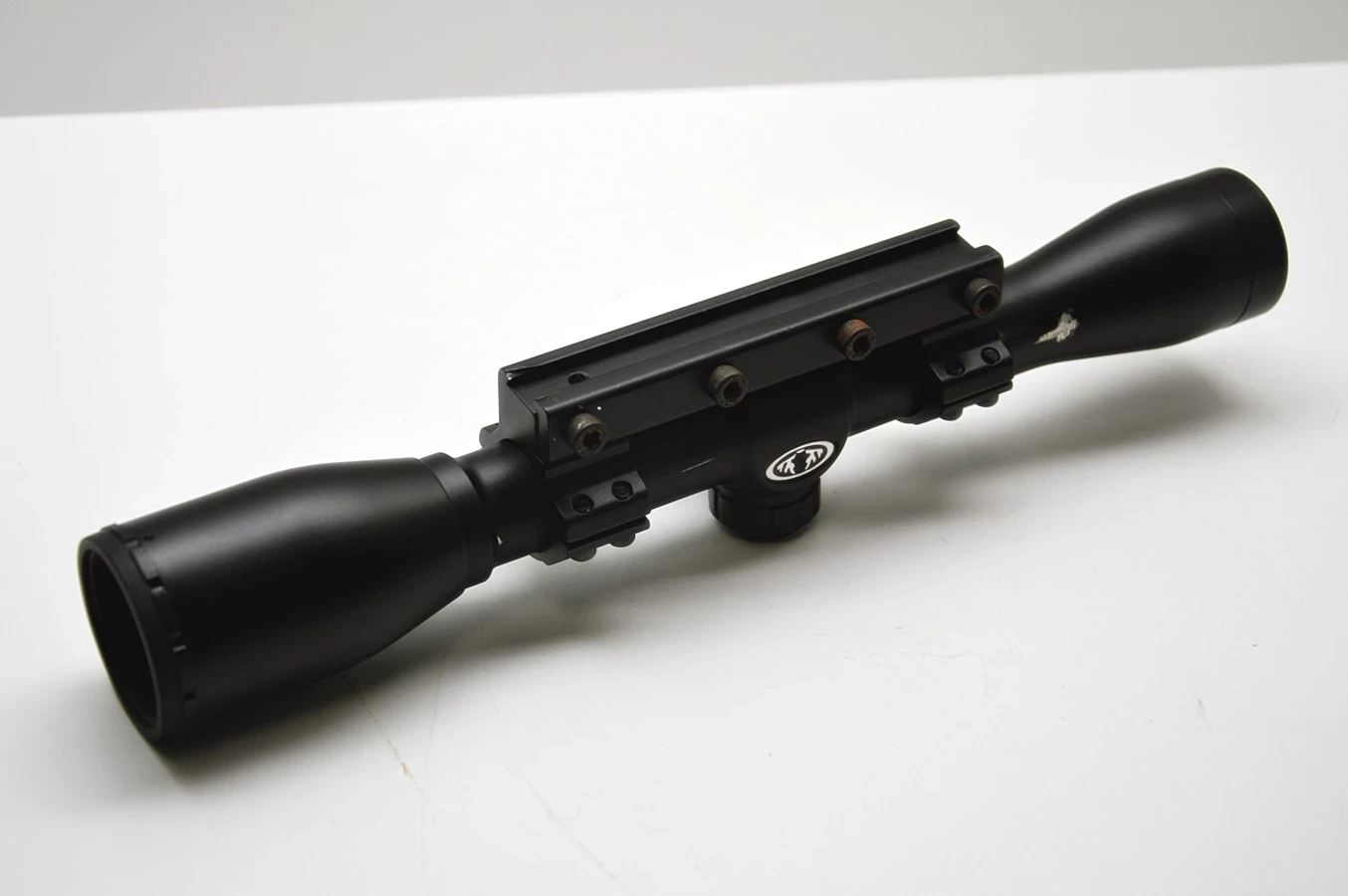 luneta-celownicza-bushnell-sportsman-4x32-waterproof-72-1403-as-product-id-f3142098-550a-40ba-aba9-5bbc9d1ba743