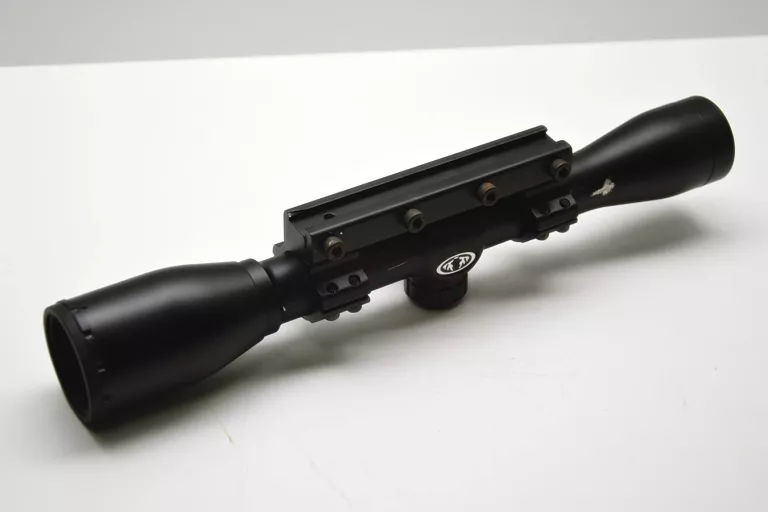 LUNETA CELOWNICZA BUSHNELL SPORTSMAN 4X32 WATERPROOF 72-1403 AS