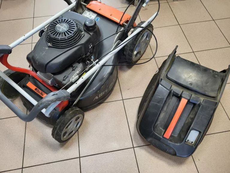 KOSIARKA SPALINOWA HONDA G53THX Z KOSZEM