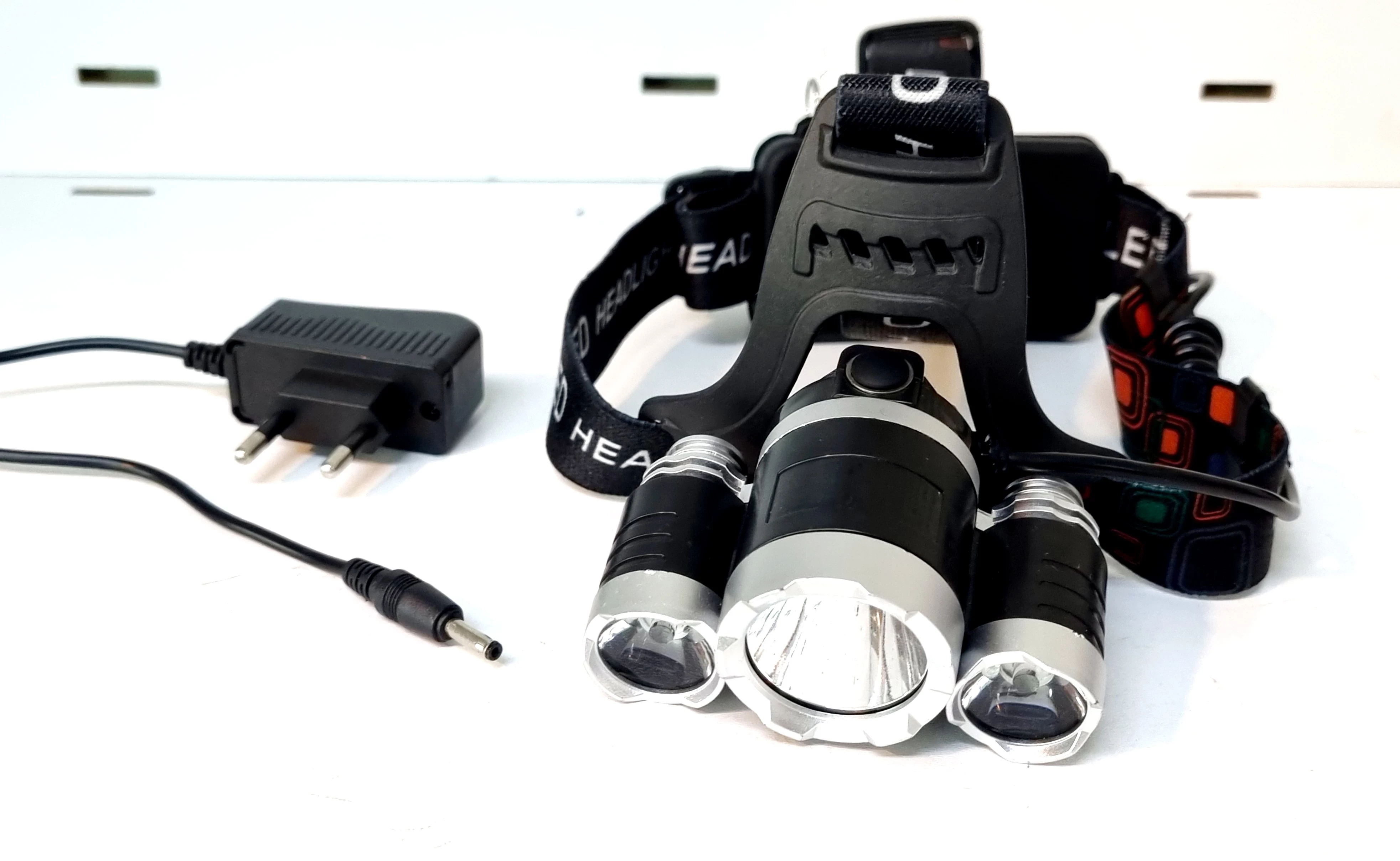 latarka-czolowa-akumulatorowa-dzialynskiego-1-swarzedz