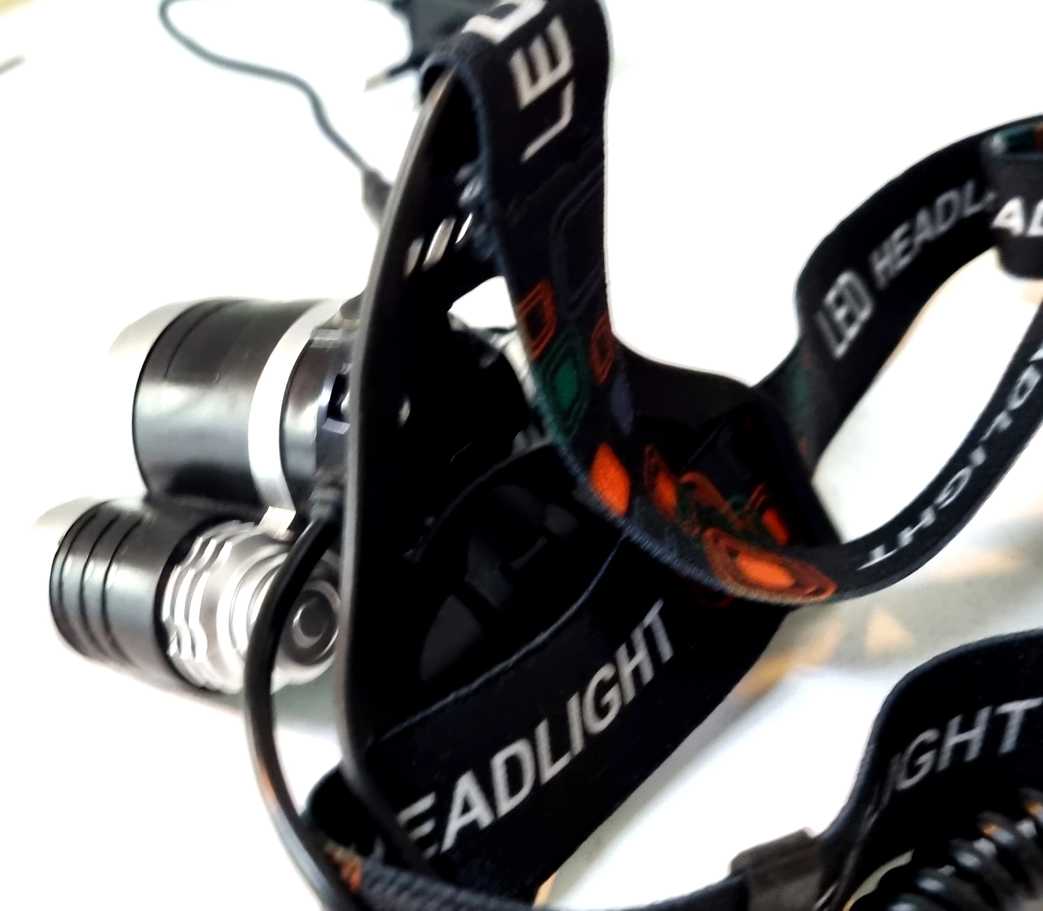 latarka-czolowa-akumulatorowa-kod-producenta-perkf-66031752