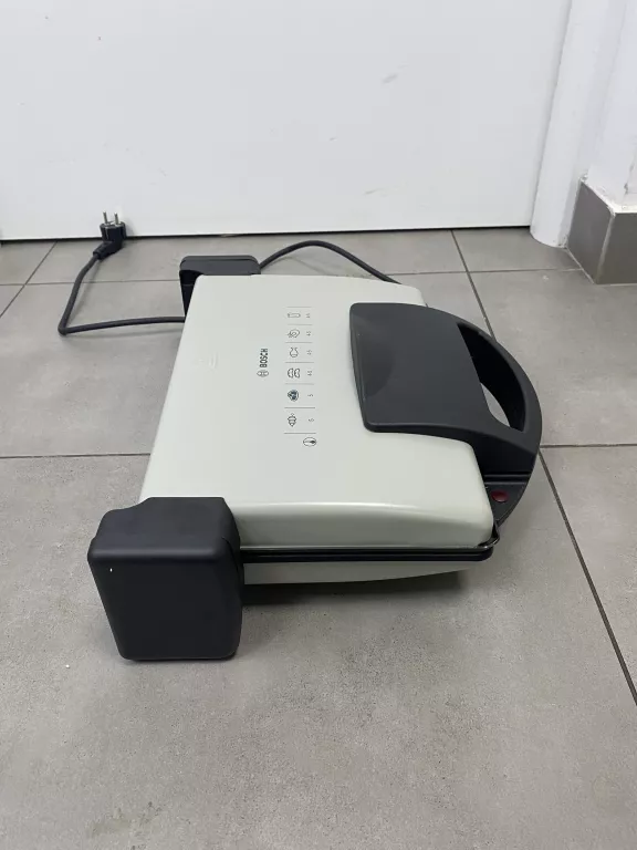 TRADYCYJNY GRILL ELEKTRYCZNY BOSCH TFB3302V SREBRNY/SZARY 1800 W