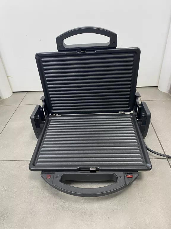 TRADYCYJNY GRILL ELEKTRYCZNY BOSCH TFB3302V SREBRNY/SZARY 1800 W