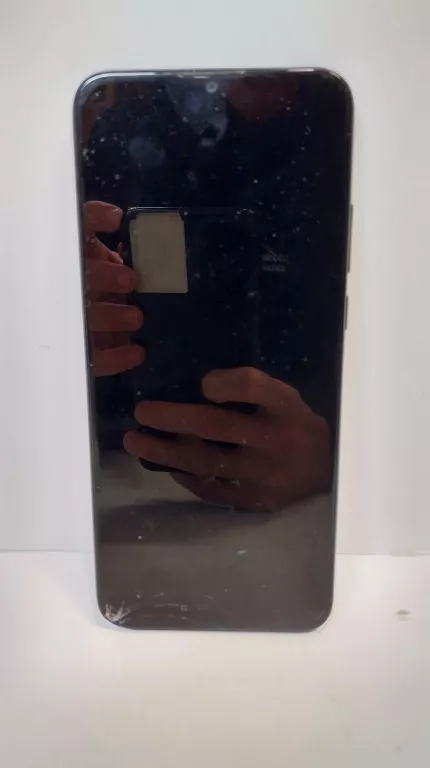 TELEFON MOTOROLLA  MOTO G8 POWER LITSOLO/PĘKNIĘTY EKRAN/351628113030319
