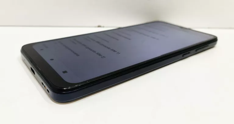 TELEFON MOTO G13
