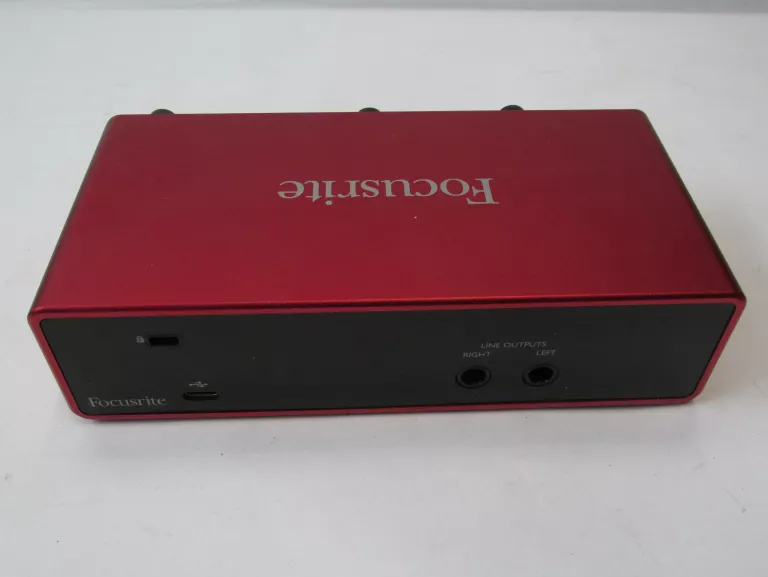 INTERFEJS FOCUSRITE SCARLETT 2I2 3GEN