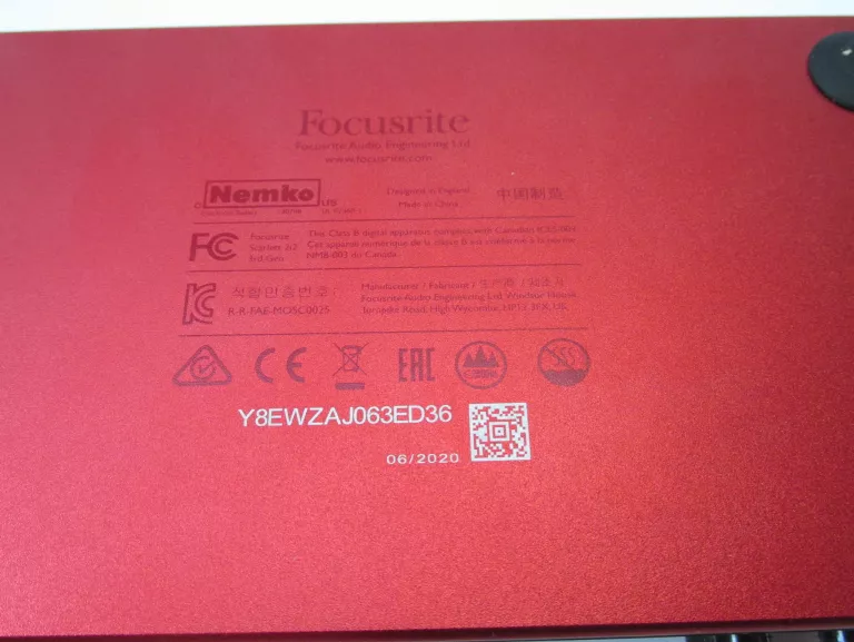 INTERFEJS FOCUSRITE SCARLETT 2I2 3GEN