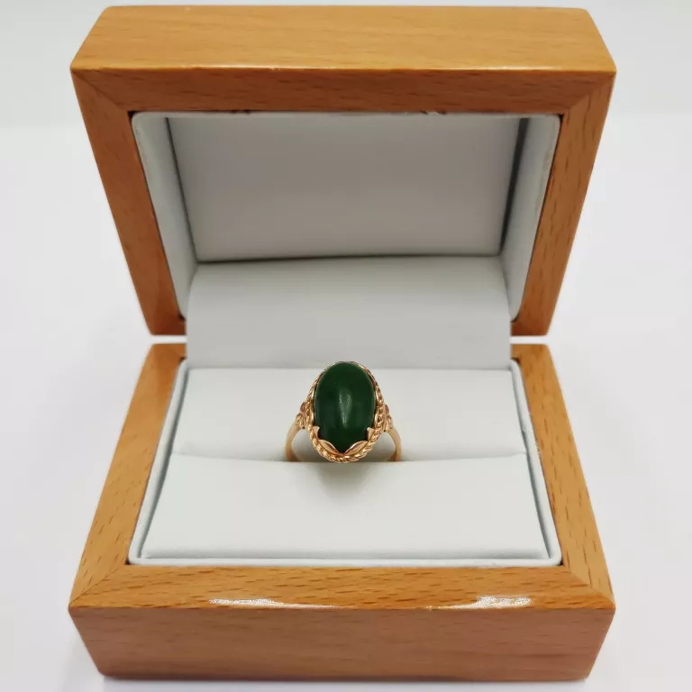 piekny-stary-zloty-pierscionek-z-nefrytem-prl-hallera-3-wroclaw