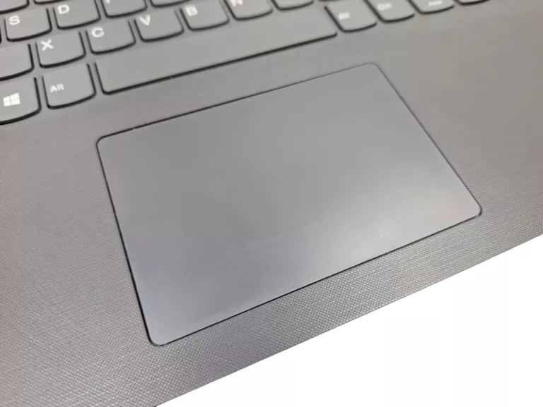 LAPTOP LENOVO V14-ADA RYZEN 3 8GB RAM 256GB SSD//ŁADOWARKA