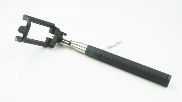 selfie-stick-czarny-z-przyciskiem-ratuszowa-5-szamotuly