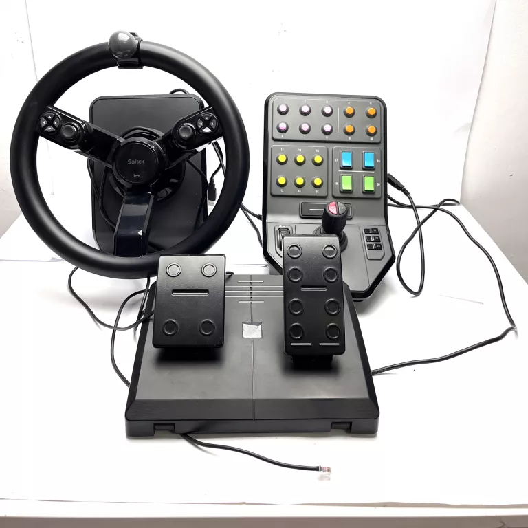 KIEROWNICA LOGITECH SAITEK FARM / PEDAŁY / PANEL DRĄŻKA