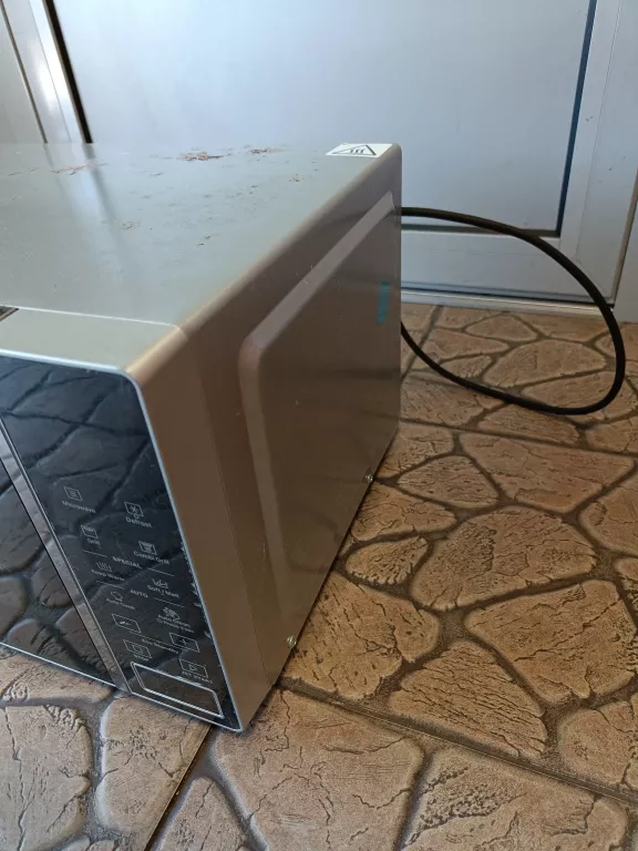 kuchenka-mikrofalowa-whirlpool-mwp203m-pojemnosc-20