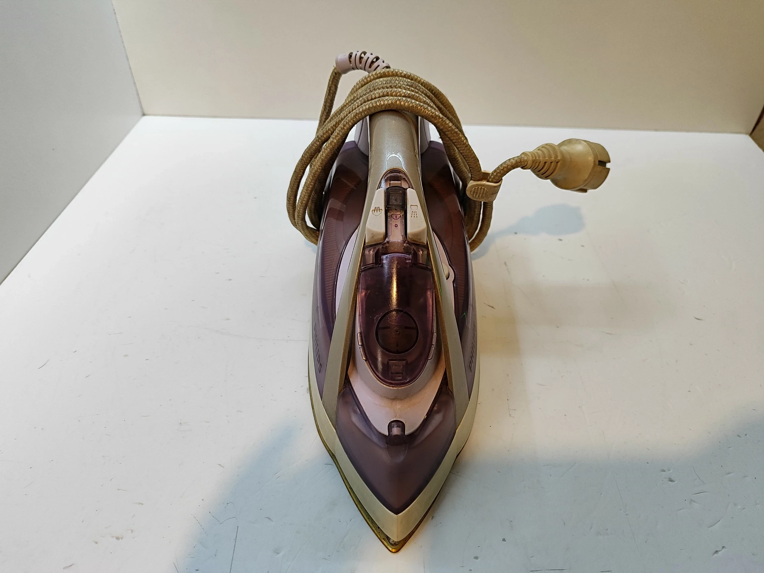 zelazko-philips-gc3330-kolor-dominujacy-129357-12