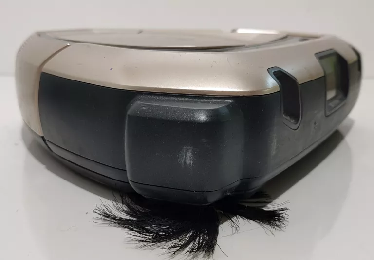 ROBOT SPRZĄTAJĄCY ELECTROLUX PURE I9 STACJA DOKUJĄCA