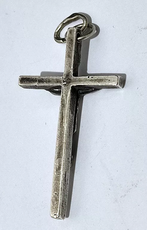 SREBRO- KRZYŻYK 925P 3.28G