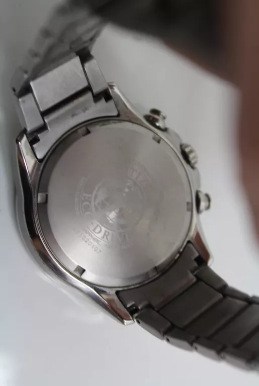 ZEGAREK CITIZEN ECO DRIVE TITANIUM B612