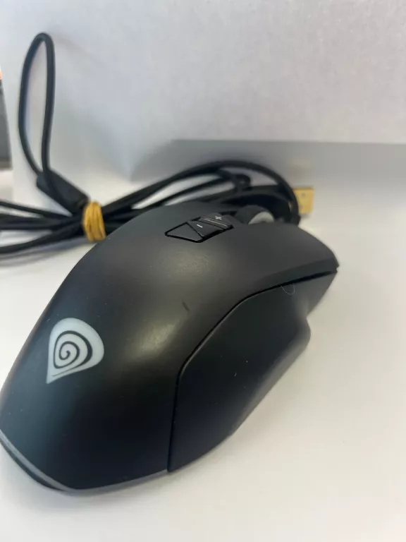 MYSZKA PRZEWODOWA GENESIS XENON 770
