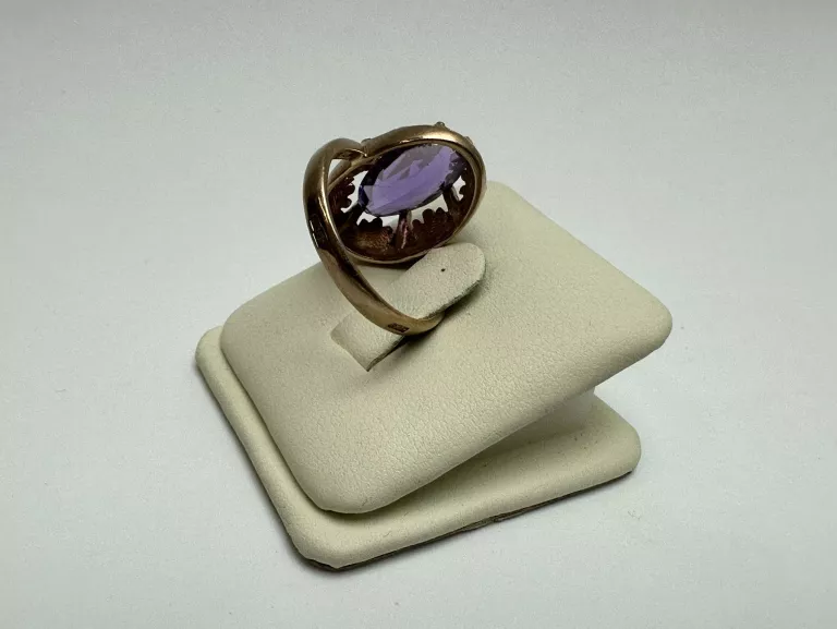 wyjatkowy-zloty-pierscionek-585-material-zloto