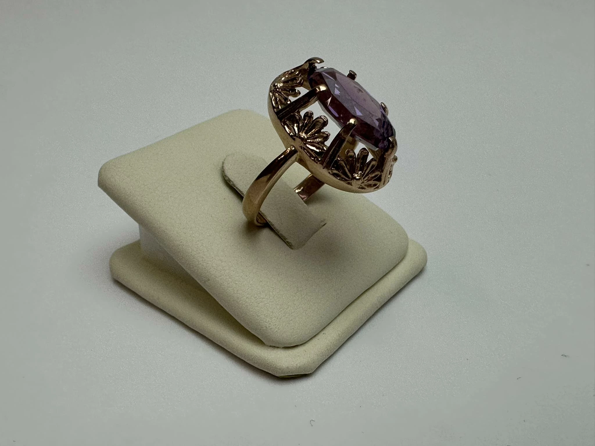 wyjatkowy-zloty-pierscionek-585-marka-bez-marki