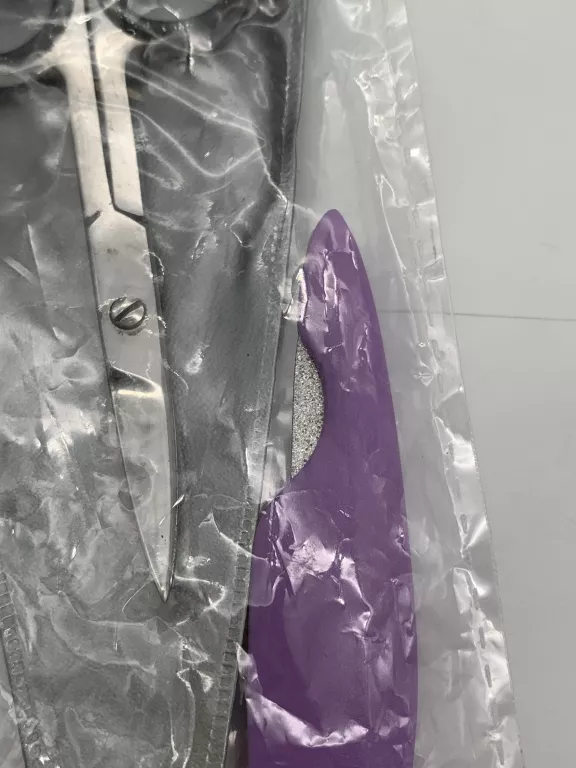 NOŻYCZKI DO PAZNOKCI SKÓREK PILNIK ZESTAW