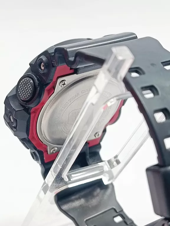 zegarek-casio-g-shock-5522-ga-700-material-paska-guma