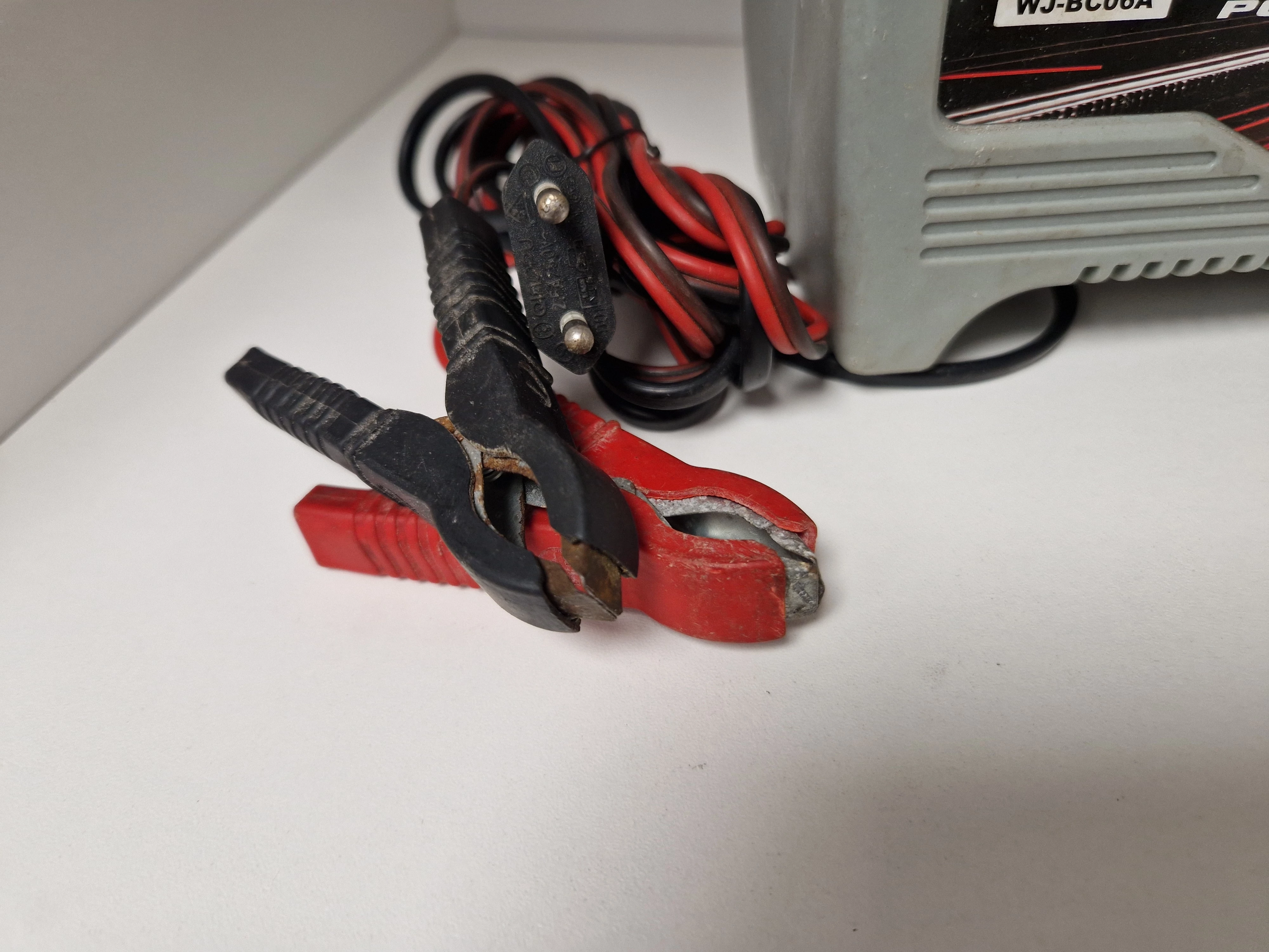 prostownik-samochodowy-carcommerce-wj-bc06a-marka-carcommerce