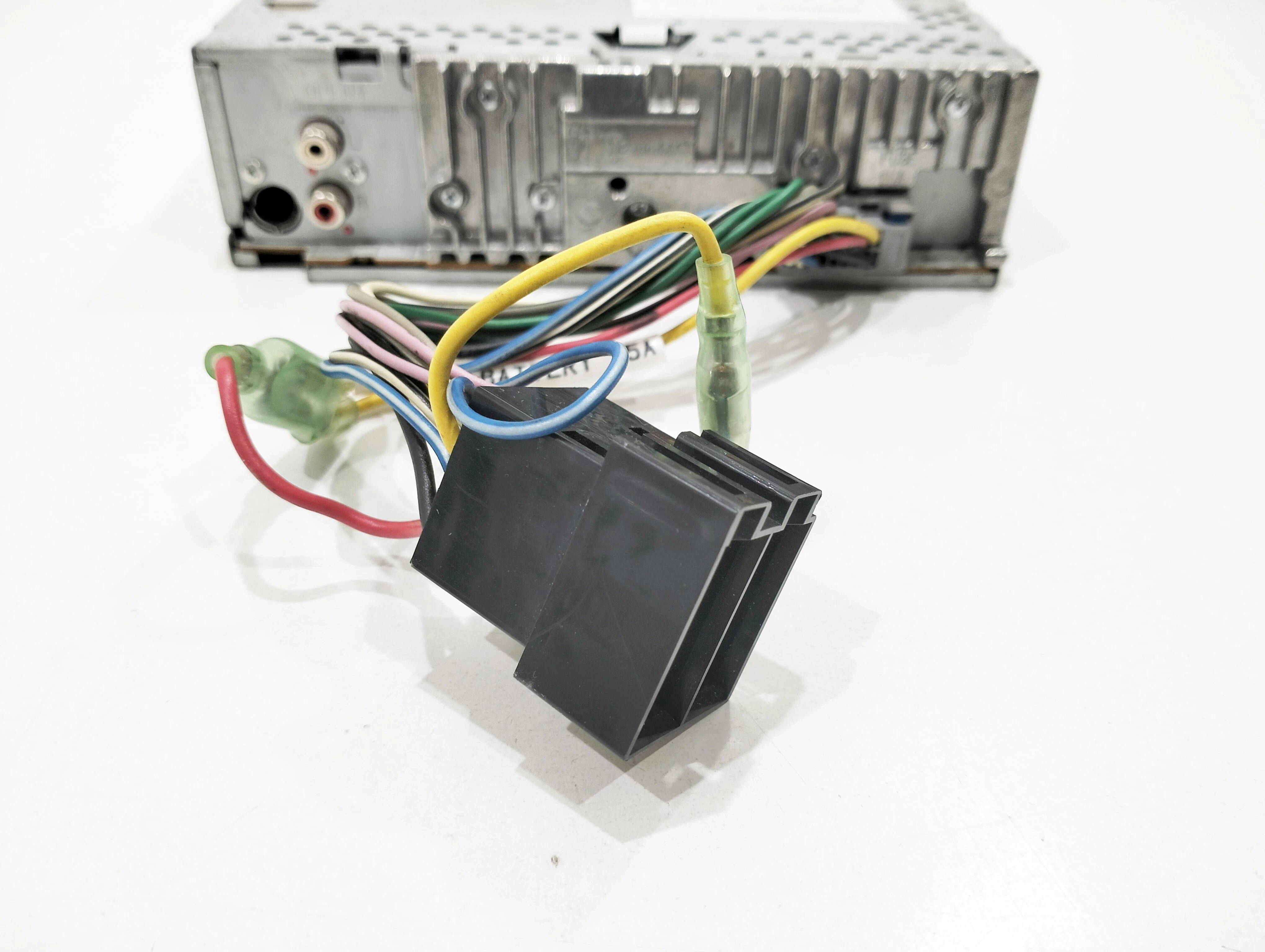 radio-samochodowe-alpine-cde-120rr-rodzaje-odtwarzanych-nosnikow-brak