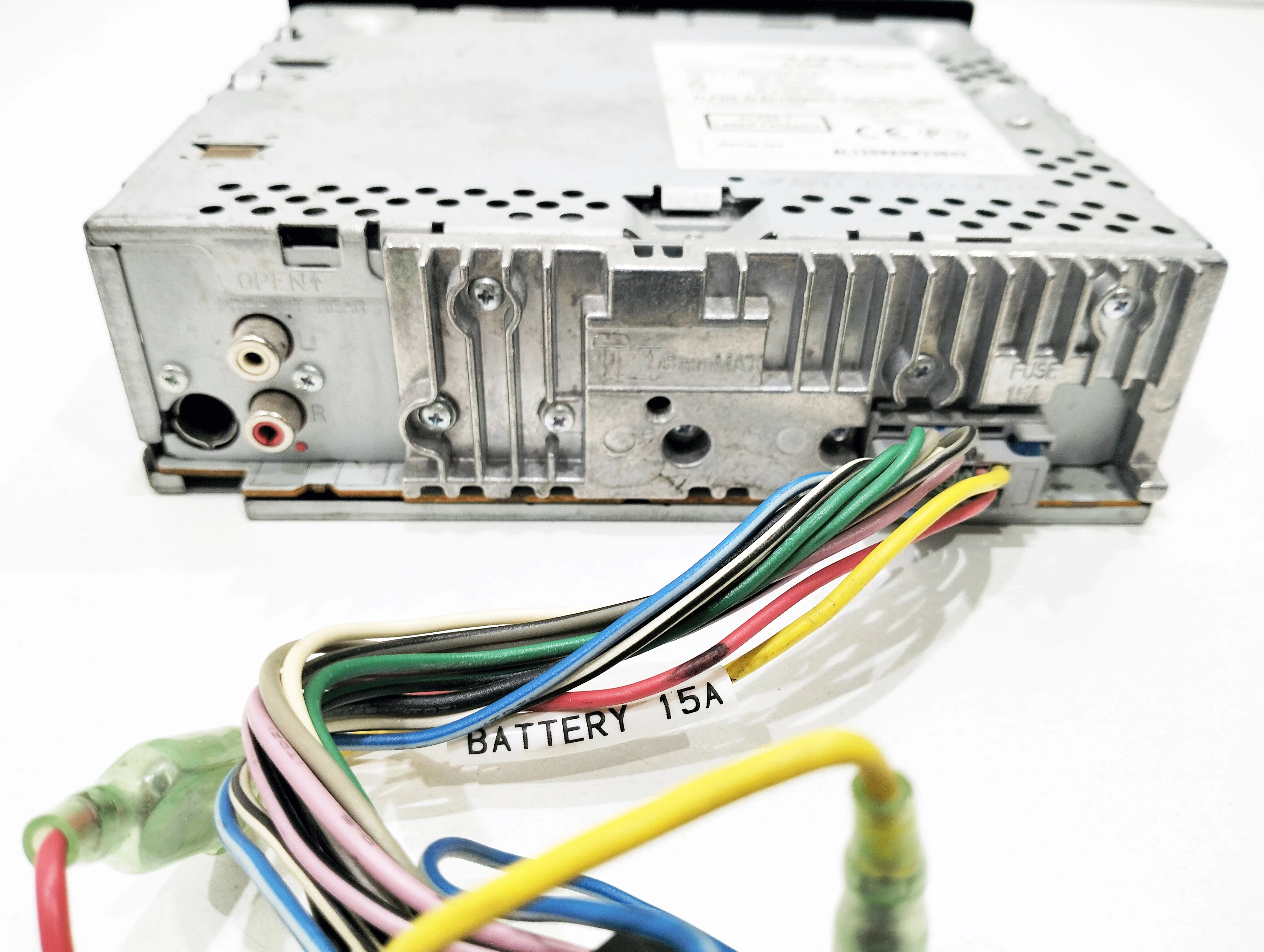 radio-samochodowe-alpine-cde-120rr-rodzaj-akcesoryjny