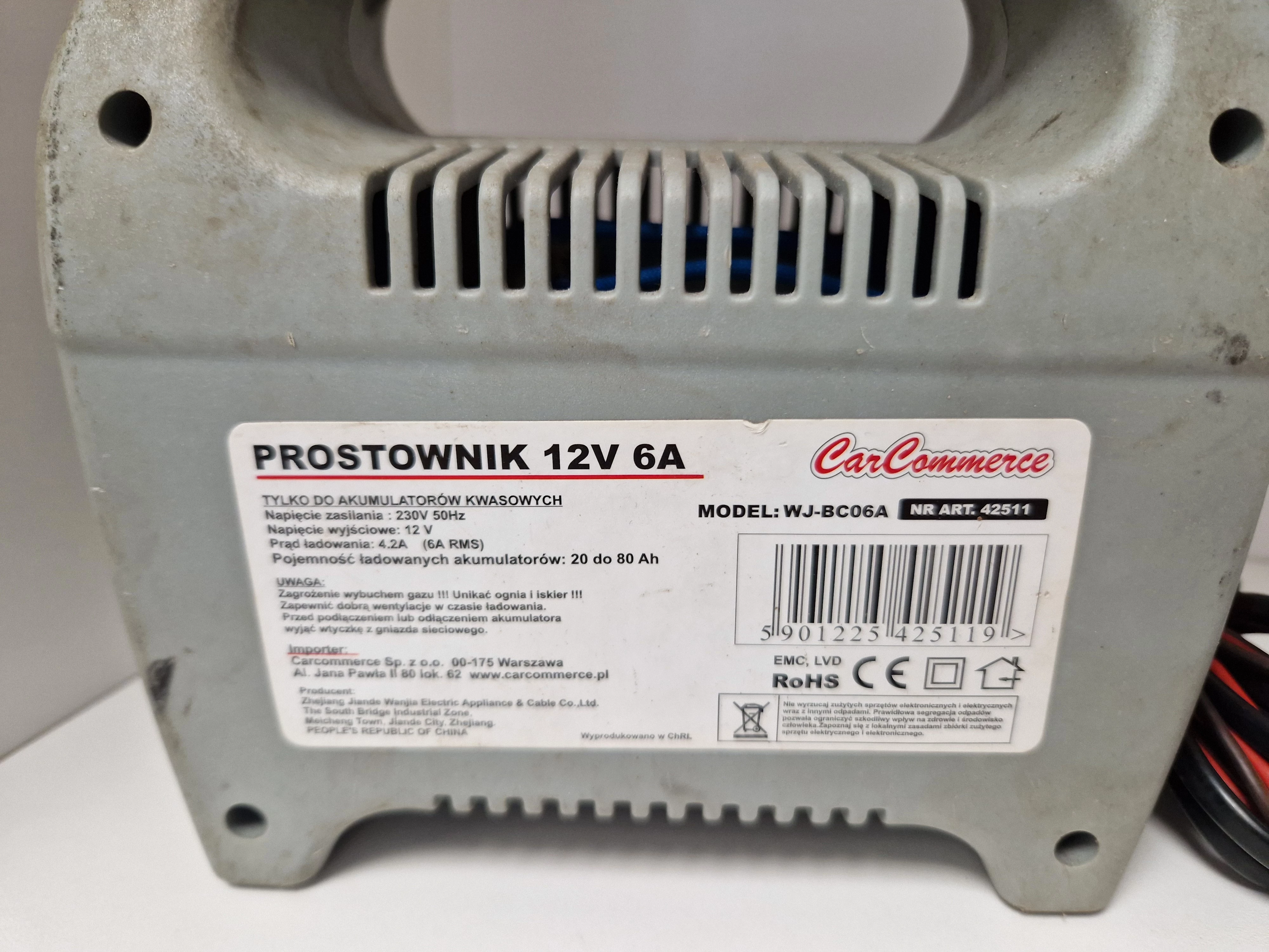 prostownik-samochodowy-carcommerce-wj-bc06a-stan-uzywany