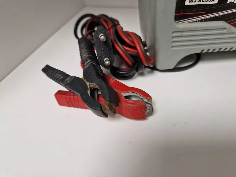 prostownik-samochodowy-carcommerce-wj-bc06a-marka-carcommerce