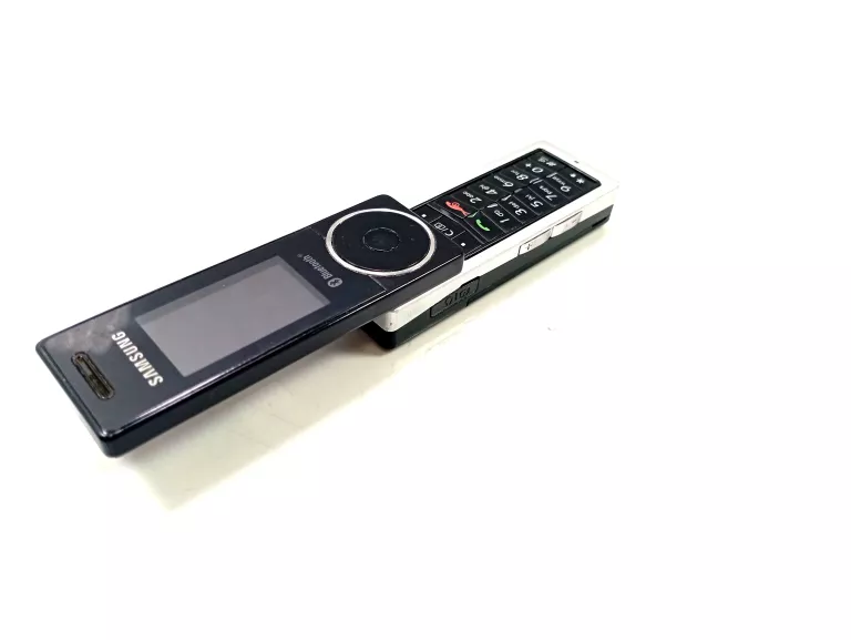 NIESAMOWITY TELEFON SAMSUNG SGH-X830 ŁĄD