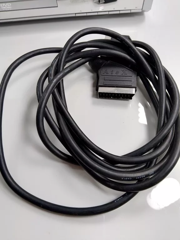 ODTWARZACZ DVD GRUNDIG GDP 1100 SIWY