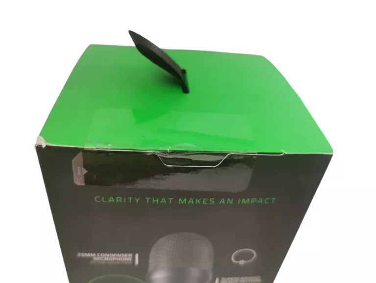 RAZER SEIREN V2 X