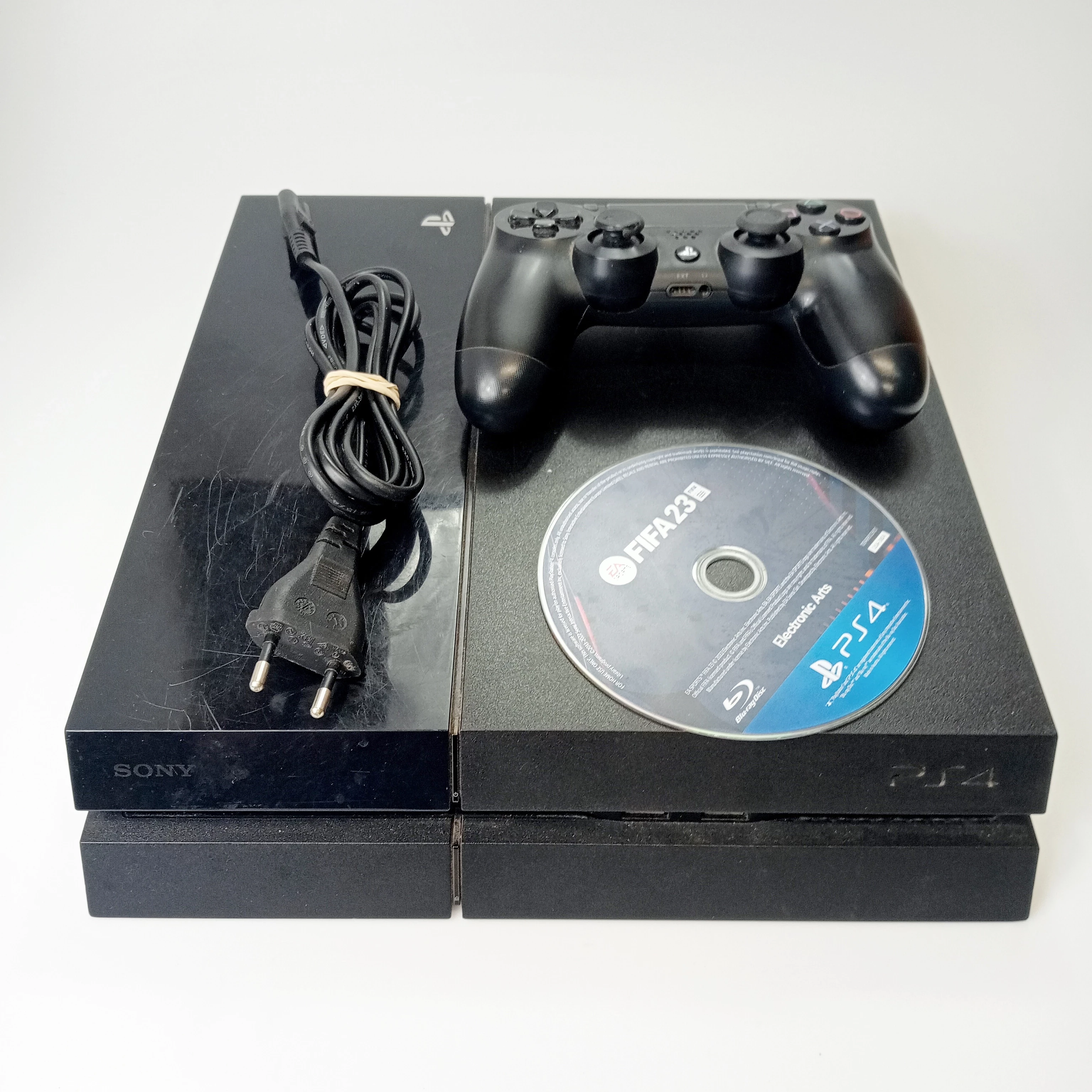 konsola-ps4-500gb-kabel1xpad-1xgra-fifa-23-glosny-tryb-pracy-polaka-2a-swietochlowice