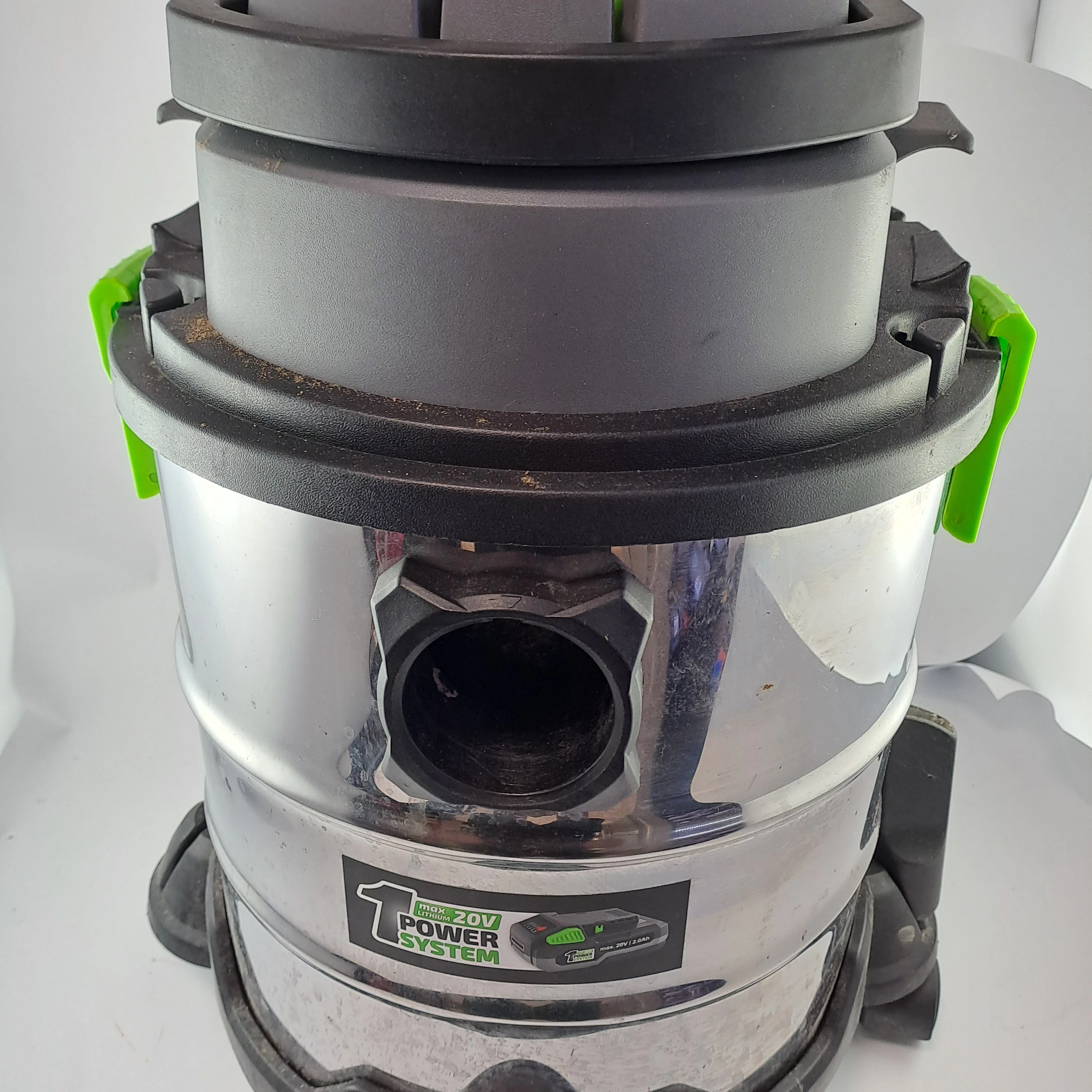 odkurzacz-akumulatorowy-warsztatowy-lux-tools-a-nts-20-warto-stan-uzywany