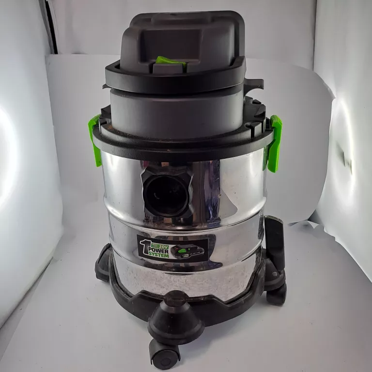 odkurzacz-akumulatorowy-warsztatowy-lux-tools-a-nts-20-warto-sikorskiego-1-starogard-gdanski