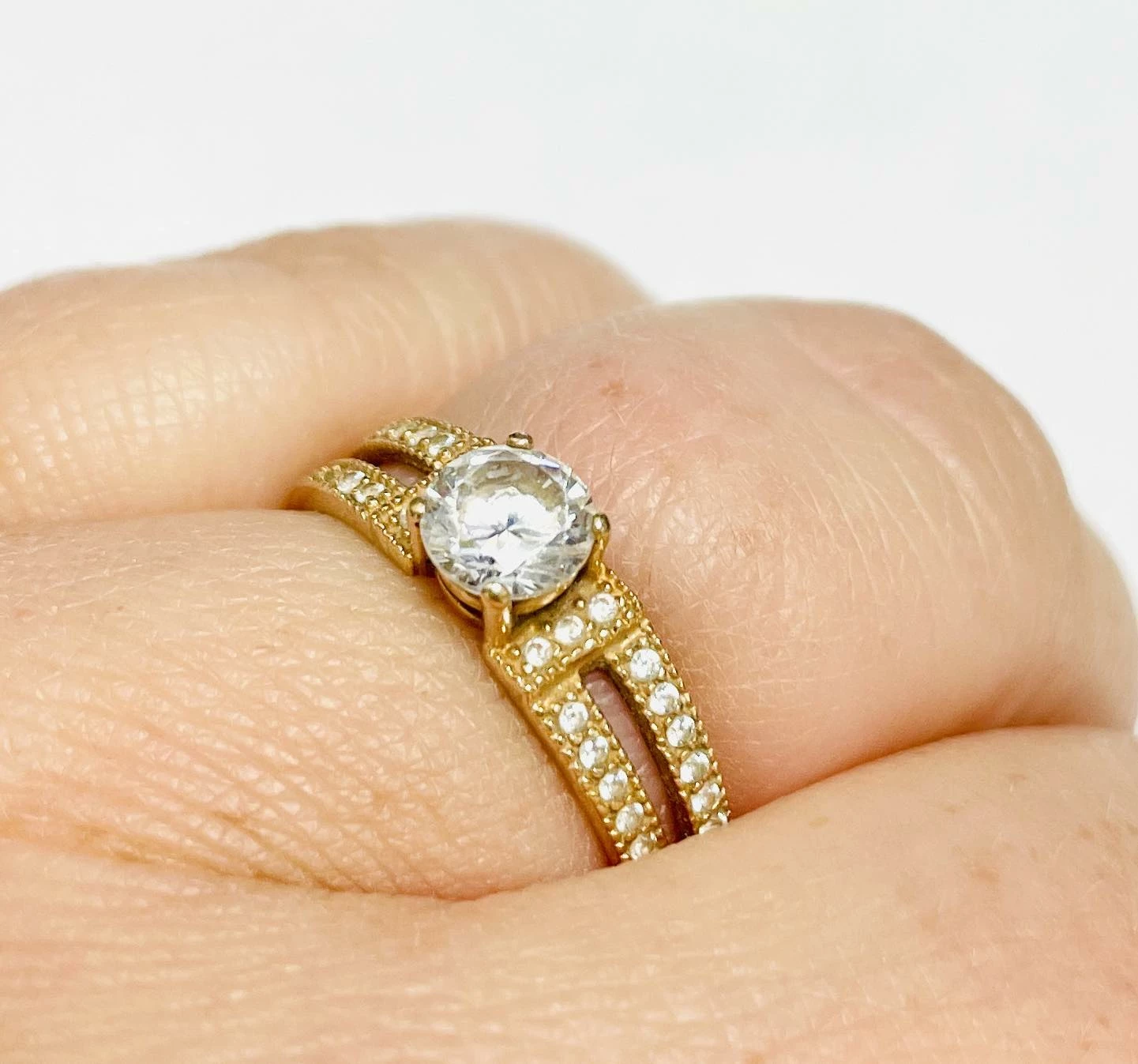 pierscionek-585-249-g-15-q-rozmiarsrednica-wew-mm-151733