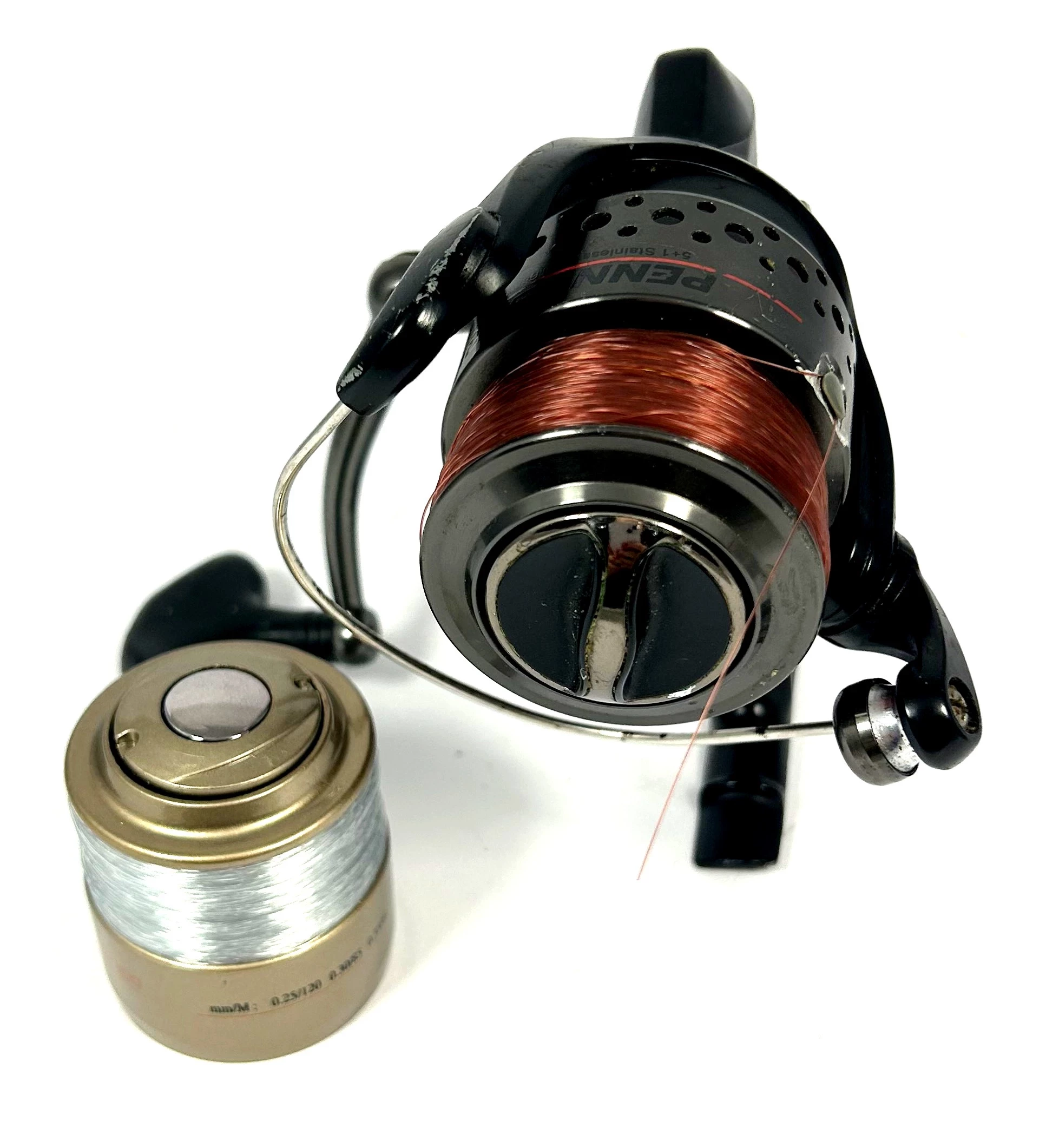 kolowrotek-penn-sargus-ii-4000-wolnosci-2-nisko