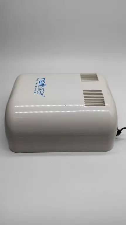 LAMPA DO PAZNOKCI NAILSTAR PROFFESIONAL 36 WATT PUDEŁKO