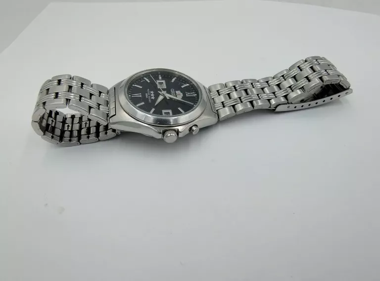 zegarek-orient-em5a-co-rodzaj-analogowe