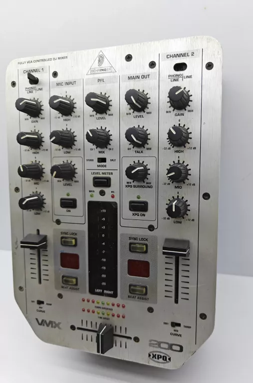 MIXER BEHRINGER PRO MIXER VMX200
