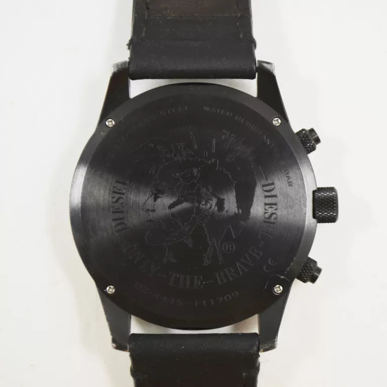 ZEGAREK DIESEL RASP CHRONO DZ-4445