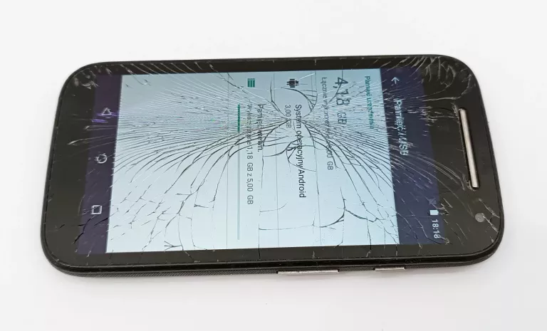 telefon-motorola-moto-e-4g-18gb-uszkodzony-kolor-127448-1