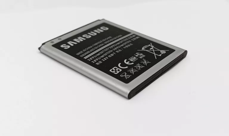 TELEFON SAMSUNG 4 MINI NIE WŁĄCZA SIĘ