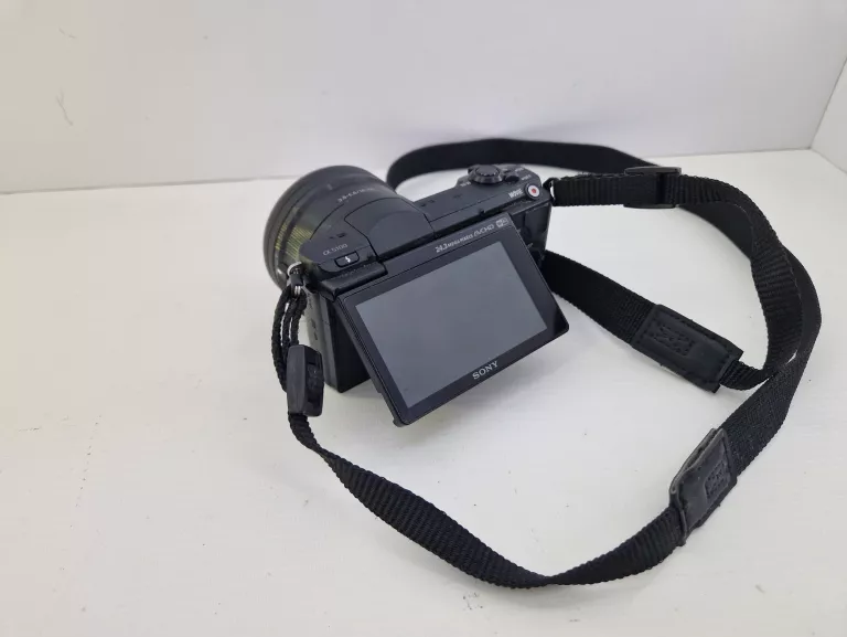 APARAT SONY A5100 OBIEKTYW SELP1650 KOMPLET