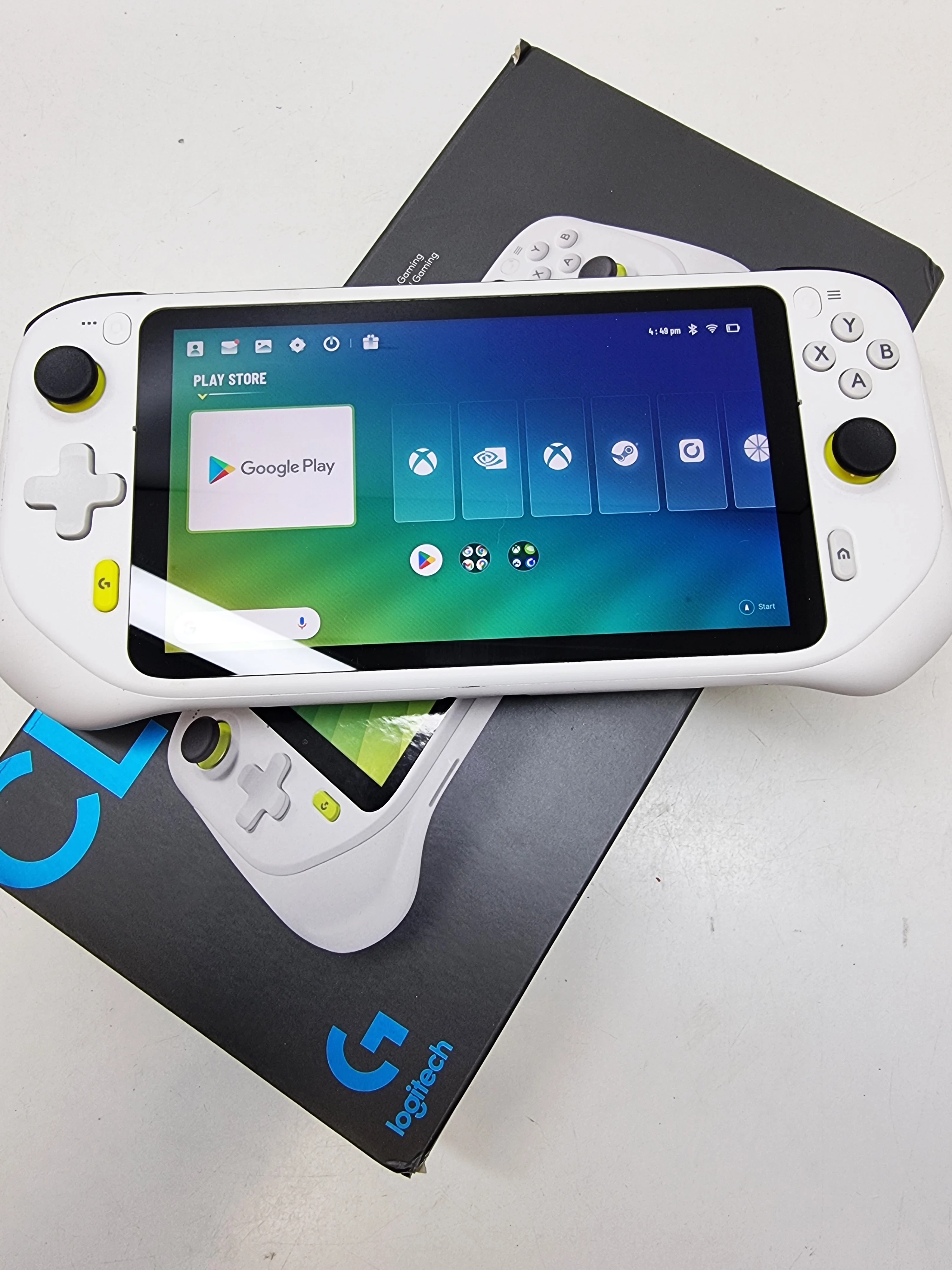 konsola-logitech-g-cloud-gaming-handheld-komplet-nadbystrzycka-20-sj-lublin