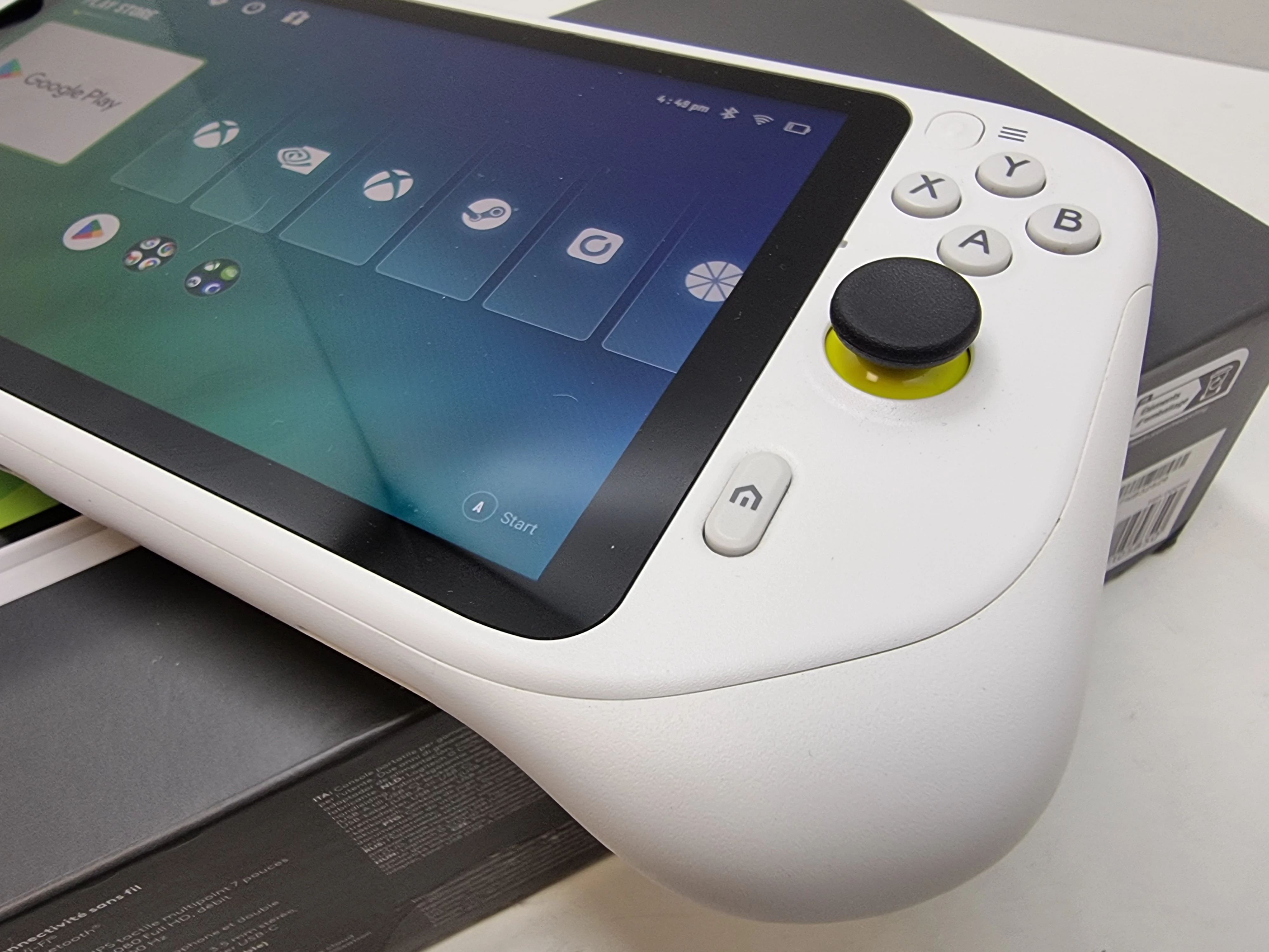 konsola-logitech-g-cloud-gaming-handheld-komplet-product-id-2aed2bc5-4724-40ec-9bc7-525b3d2435de